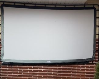 Outdoor Projection Screen