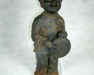 EARLY CHINESE IRON STATUE