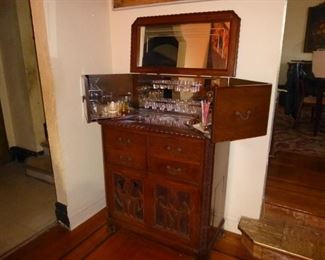 mahogany mirrored bar,phonograph and radio
