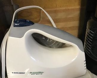Black and Decker Hand Mixer