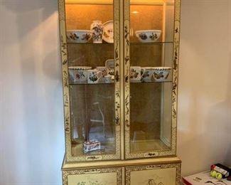Chinoiserie Drexel Cabinet https://ctbids.com/#!/description/share/312224