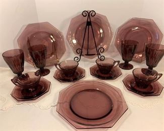 Set aid Transparent Plum Colored Dishes https://ctbids.com/#!/description/share/312849
