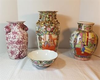 Rose Medallion Vases and Bowl https://ctbids.com/#!/description/share/312900