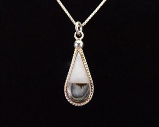 .925 Sterling Silver Inlayed Pearl and Abalone Pendant Necklace
