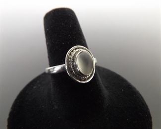 .925 Sterling Silver Moonstone Cabochon Ring Size 7.75
