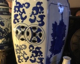 Blue and white oriental pots and pottery