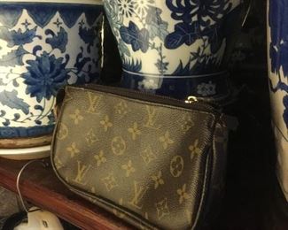 Oriental vases and pottery. 