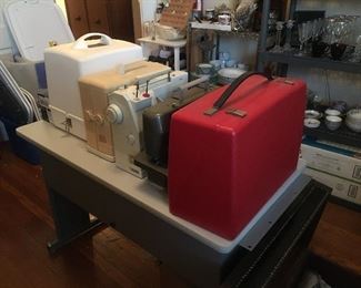 Bernina Singer Surger Embroider Brother Baby Lock Bernettes fabric textiles craft supplies needles and thread 