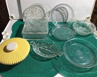 Fire King Pie Plate/Glassware https://ctbids.com/#!/description/share/313247