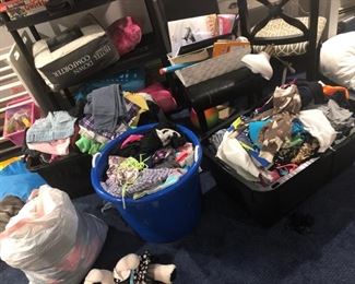 Lots of clothes, young adult & women's 