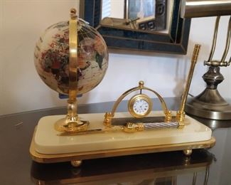 Globe Desk Set