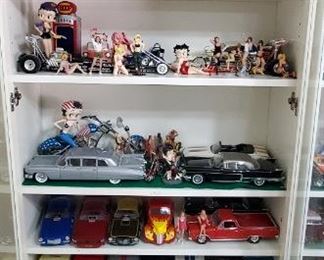 Tons of figurines / Betty Boop / etc.