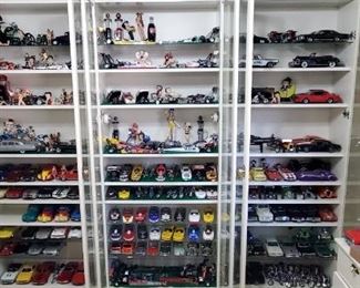 100s of die cast cars - most 1:18.  No JUNK.  All in excellent condition.
