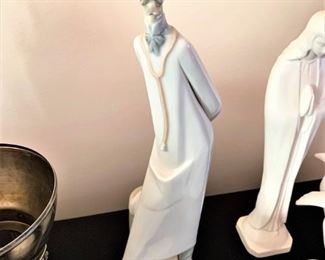 Vintage Lladro "Medico" - Retired Figurine