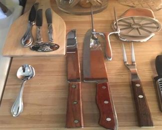 Knives and serving pieces