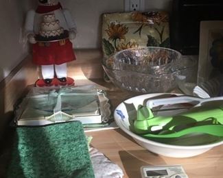 More kitchen