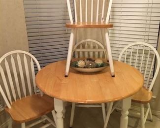 table and 4 chairs