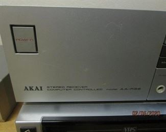 AKAI receiver