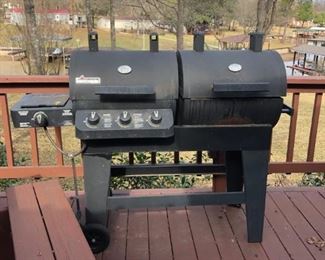 Brinkman Gas and Charcoal Grill