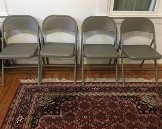 Set of Metal Folding Chairs https://ctbids.com/#!/description/share/311752