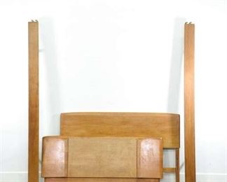 Loveseat Com Vintage Furniture Decor Auction Starts On