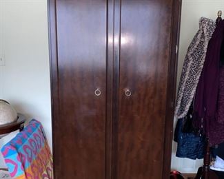 Armoire