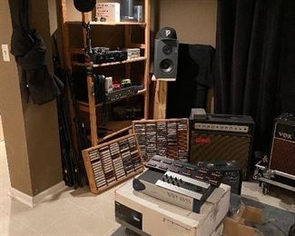 STUDIO in BASEMENT!