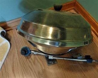 Magna Marine kettle propane grill