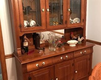 Lighted Hutch with mirror backsplash