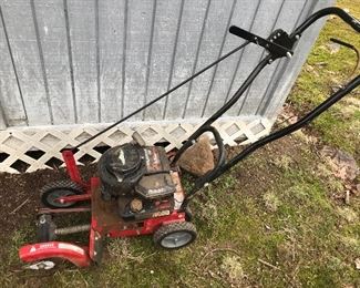 Gas powered Murray edger  3.5hp Briggs & Stratton engine