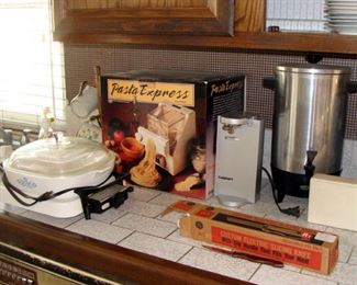 Vintage, Corning Ware, Electromatic, Electric Skillet, Vintage, Coffee Pot, Dispenser, Electric Knife, Pasta Maker