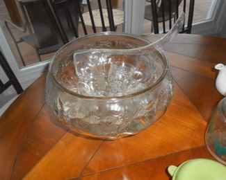 Punch bowl with glasses