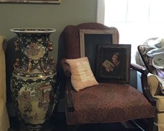 Large Asian urn, many side chairs