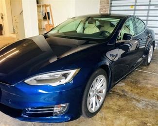 Tesla 2017 Model S 100D 