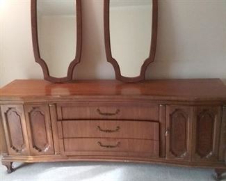 004 MidCentury Wooden Double Dresser and Pair of Mirrors