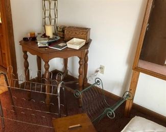 Small corner table, mattress pad, stools, mirror