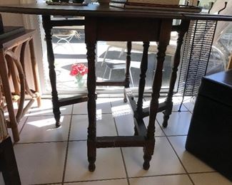 Gateleg Table
