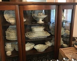 Display cabinet/china