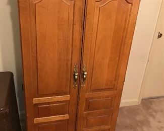 Armoire/storage unit