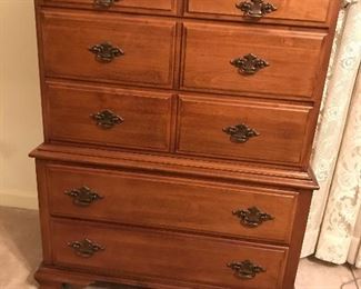 Chest of drawers