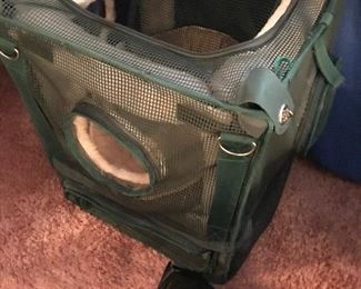 Pet carrier & beds