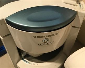 Lid remover