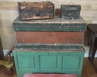 Antique Trunks, boxes., Steamer truck for stagecoach !