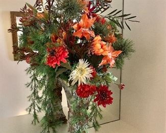 Flower arrangement and vase