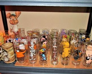 Vintage Warner Brothers glasses