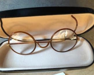 GLASSES