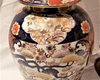 Lot #28  Antique Chinese Urn on Stand  $60.00  Some repairs.