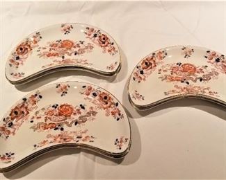 Lot #68  Set of 6 Mason's Bone Dishes - one has discoloration   $15.00