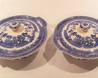 Lot #96  Pair of Blue Willow covered dishes - antique  $20.00