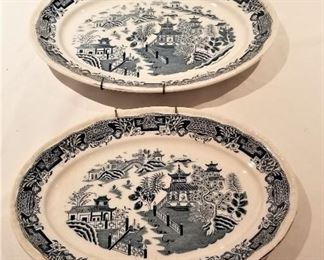 Lot #115  Pair of antique blue willow plates  $15.00